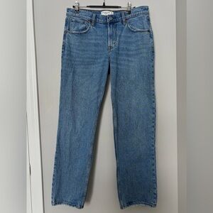 Abercrombie & Fitch The Straight Mid Rise Jeans | Light Blue | 29/8s